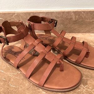 Zodiac Cognac Leather Brown Strappy Gladiator Sandals’Open Toe (NWOT)